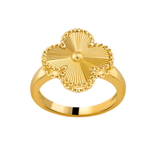 Clover Ring