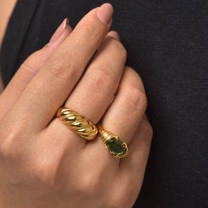 Twirl Ring